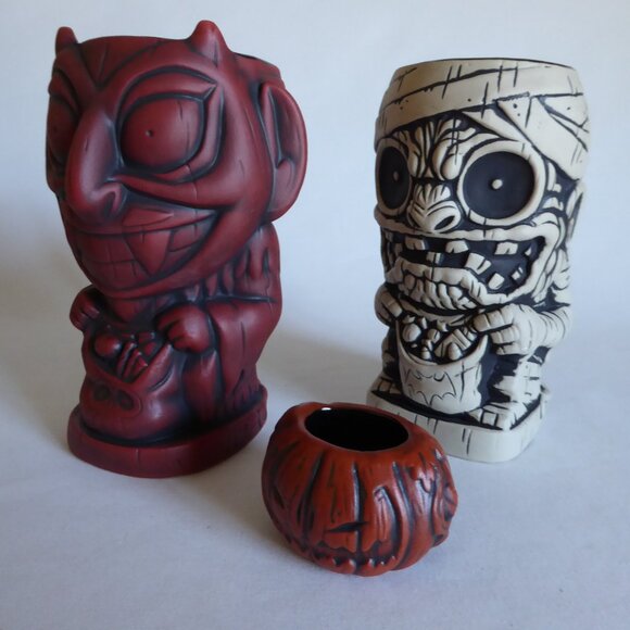 NEW 2021 TRICK OR TREAT VAMPIRE MUMMY PUMPKIN CERAMIC TIKI MUG SET + BONUS PIN - Picture 10 of 14